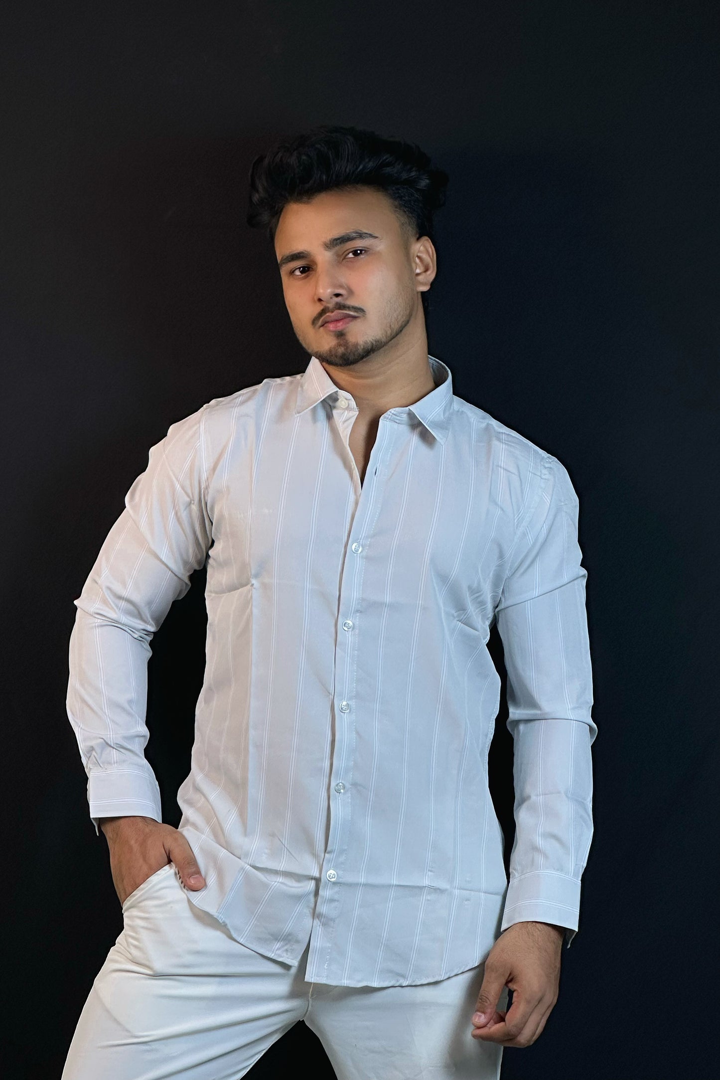 সিলভার হোয়াইট কালার ওল্ড মানি শার্ট