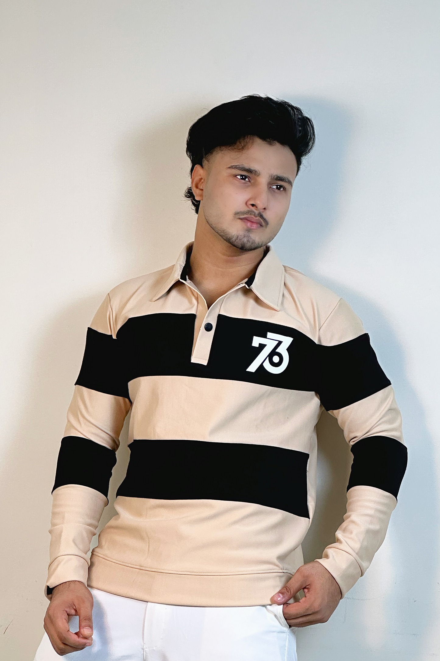 ক্রিমকালো কালার সোয়েটশার্ট-76